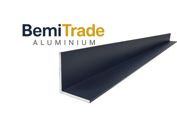 Kątownik aluminiowy 80×80×5 mm 4 m czarny RAL 9005 drobna struktura